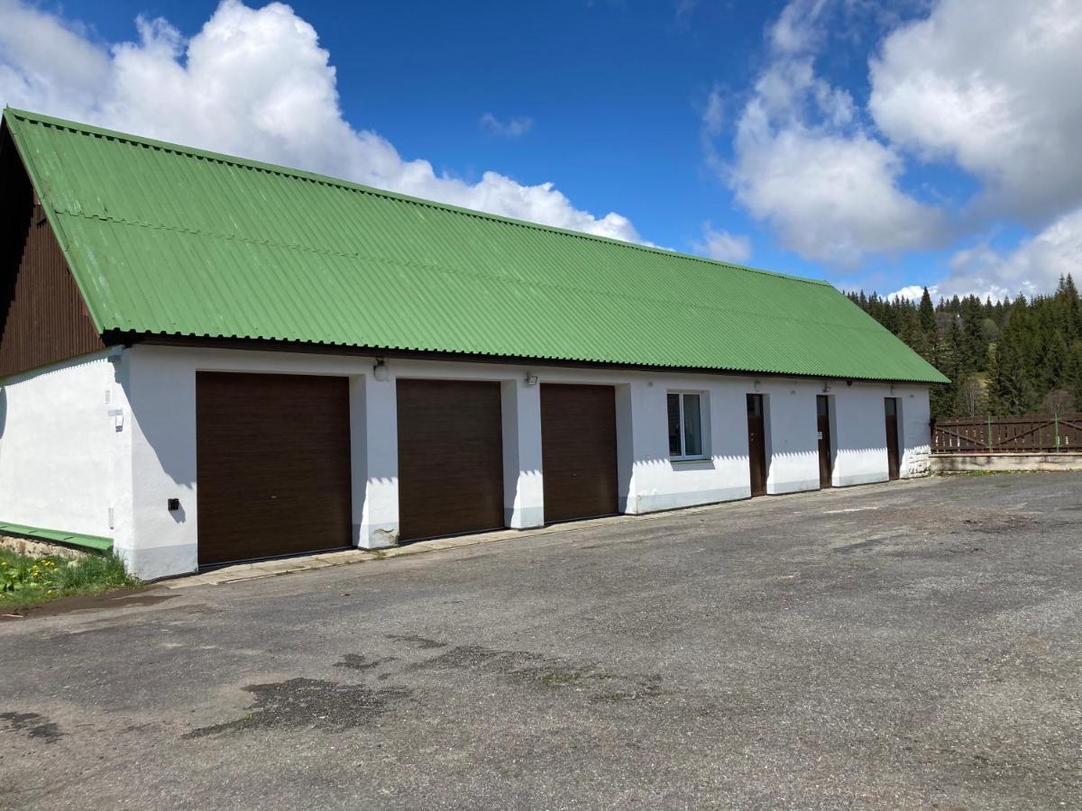 Penzion U Pstruha Modrava Exterior photo